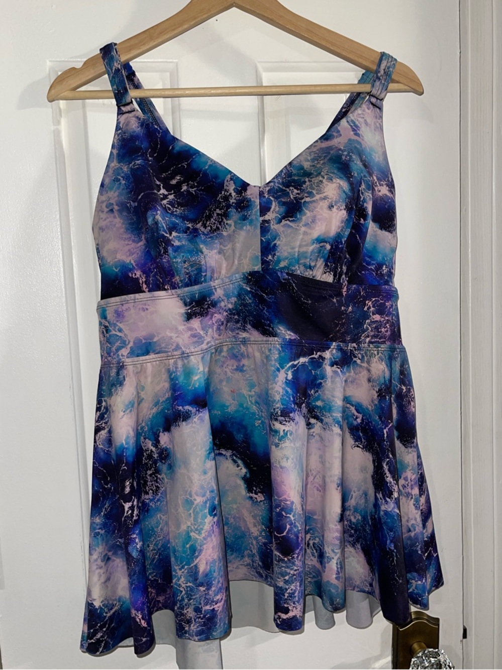 Torrid 2 piece Ocean Marbling Swim Suit tank and swim pants
